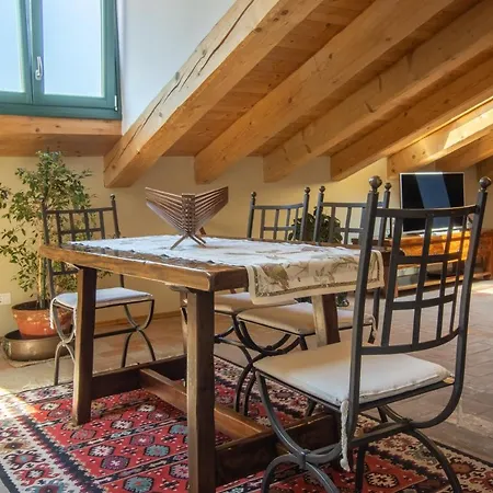 Palazzo Salem M1 Roof Garden トリエステ