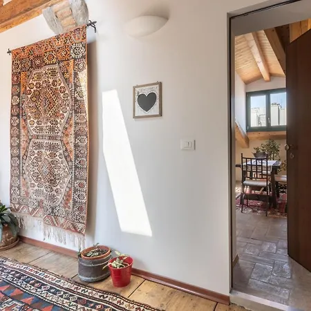 Palazzo Salem M1 Roof Garden トリエステ